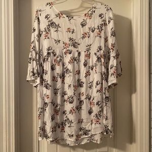 Flowy, Floral Boutique Top